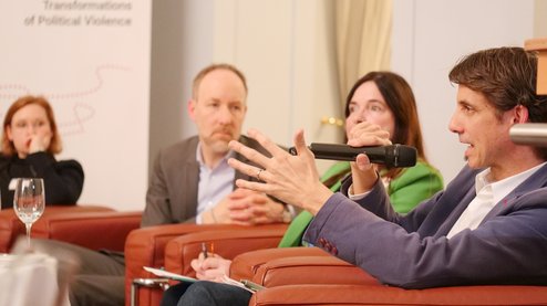 Parlamentarischer Abend mit PEASEC: Aktuelle Kriegsdynamiken – hybrid, entgrenzt, überall? Parlamentarischer Abend mit PEASEC: Aktuelle Kriegsdynamiken – hybrid, entgrenzt, überall?